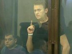 Почему Навального отпустили под подписку