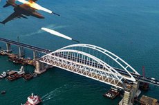 Рада Украины обсуждает, как уничтожить Крымский мост