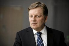Пугавший Россией экс-премьер Финляндии пошел на работу в Сбербанк