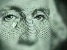 Почему мир стремительно избавляется от доллара?