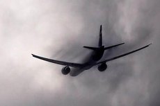 Пилоты Boeing-737 кричали и спасали самолет