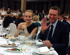 СМИ: Навальный попросил о помощи с праймериз у Неверова