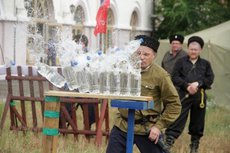 Бутыль с водой вместо противника: как казаки заменили реальные сражения конкурсами